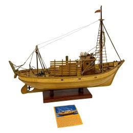 1302 - MAQUETA DE BARCO PESQUERO DE MEDIADOS DEL S.XX