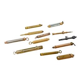 1250 - COLECCIÓN DE PORTAMINAS DE FINALES DEL S.XIX Y PPS. DEL S.XX