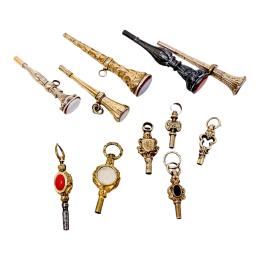 111 - GRAN COLECCIÓN DE LLAVES DE RELOJES DEL S.XIX
