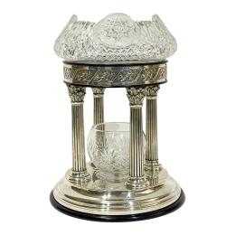 686 - CENTRO DE MESA DE PLATA Y CRISTAL DE BACCARAT, AÑOS 70
