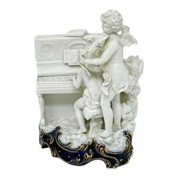460 - FIGURA EN BISCUIT DEL PRIMER TERCIO SIGLO XX
