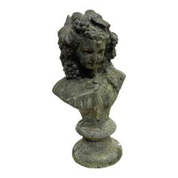 585 - BUSTO DE DAMA DEL ÚLTIMO TERCIO DE SIGLO XX