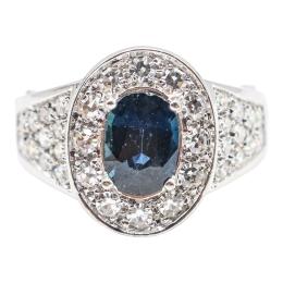 132 - ANILLO SELLO CON ZAFIRO Y DIAMANTES