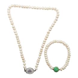 211 - COLLAR Y PULSERA DE PERLAS