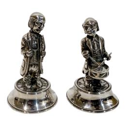 1052 - PAREJA DE FIGURAS DE PLATA DEL ÚLTIMO TERCIO DE S. XX