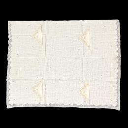 155 - MANTEL DE TÉ PARA 4 SERVICIOS DEL ÚLTIMO CUARTO DEL S.XX