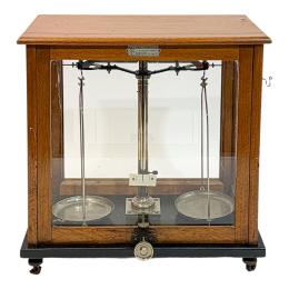 1292 - BALANZA DE PRECISIÓN DE PRINCIPIOS SIGLO XX