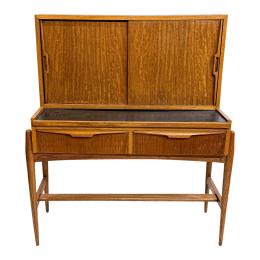 565 - ESCRITORIO EN MADERA CIRCA 1950