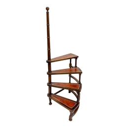 520 - ESCALERA DE BIBLIOTECA VALENTÍ DEL ÚLTIMO CUARTO DEL S.XX