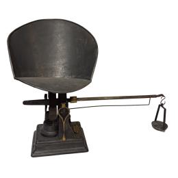 1291 - BALANZA PARA PESAR NIÑOS DE PRINCIPIOS DE SIGLO XX