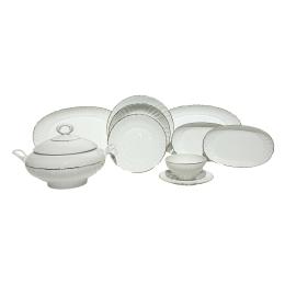 126 - VAJILLA EN PORCELANA PARA 12 SERVICIOS ÚLTIMO CUARTO S.XX