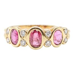 36 - ANILLO CON RUBÍES Y BRILLANTES
