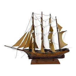 924 - MAQUETA DE VELERO MEDIADOS DEL SIGLO XX