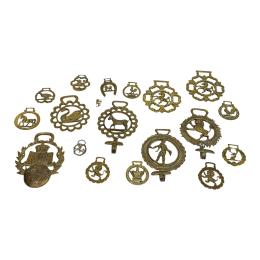 948 - CONJUNTO DE PIEZAS DECORATIVAS BRONCE