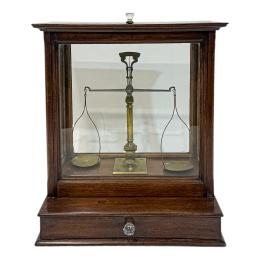 1337 - BALANZAS DE PRECISIÓN DEL PRIMER TERCIO DEL S.XX