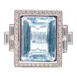 251 - SORTIJA CON AGUAMARINA Y DIAMANTES