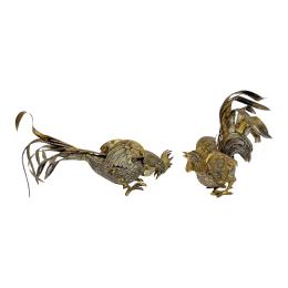 872 - PAREJA DE FIGURAS DE GALLOS EN PLATA