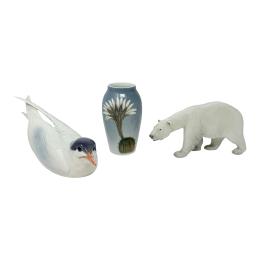 603 - TRES PORCELANAS DANESAS DEL ÚLTIMO TERCIO S. XX
