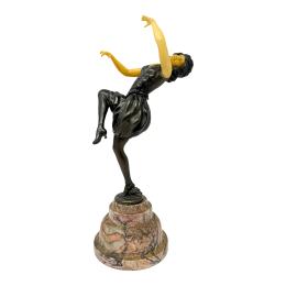 956 - FIGURA DEL PRIMER TERCIO DEL S.XX