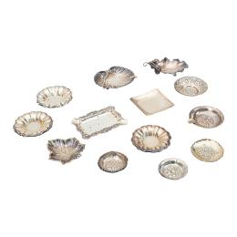 1025 - CONJUNTO DE CENTRITOS EN PLATA 