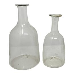 31 - DOS BOTELLAS DE CRISTAL DEL S.XIX