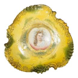 549 - CENTRO DE MESA EN PORCELANA DE LIMOGES DE PRIMER CUARTO S.XX