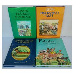 214 - CUATRO LIBROS INFANTILES CLÁSICOS