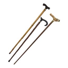 1323 - LOTE DE TRES BASTONES DE LA SEGUNDA MITAD DEL S.XX
