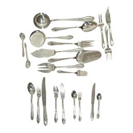 1039 - CUBERTERIA DE PLATA DE MEDIADOS DE SIGLO XX