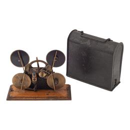 1345 - TRUCADORA DE PELICULAS "PATHE BABY" PRIMER CUARTO DEL S. XX