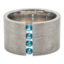 7 - ANILLO ANCHO CON CIRCONITAS AZULES