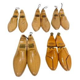 761 - CONJUNTO DE PARES DE ORMAS DE ZAPATOS