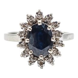 348 - SORTIJA ROSETÓN CON ZAFIRO Y DIAMANTES, AÑOS 70