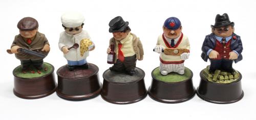 CINCO FIGURAS DE COLECCIÓN INGESAS