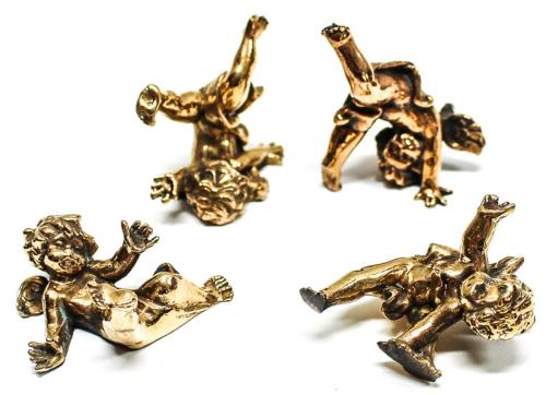 CONJUNTO DE PEQUEÑAS FIGURAS "AMORCILLOS"