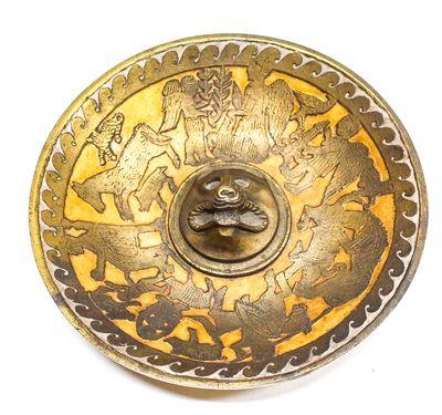 PLATO DECORATIVO EN METAL ESMALTADO