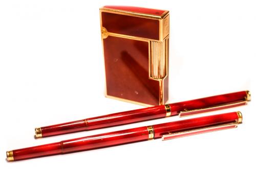 LOTE DE MECHERO "DUPONT" CON PLUMA Y BOLIGRAFO