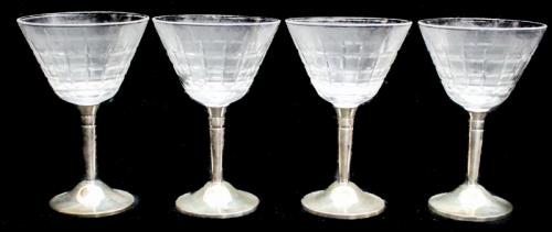 CONJUNTO DE DOCE COPAS DE CAVA EN CRISTAL Y PLATA
