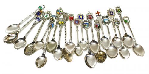 CONJUNTO DE CUCHARITAS DE COLECCIÓN