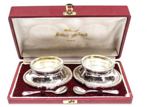 CONJUNTO DE SALEROS DE MESA FRANCESES