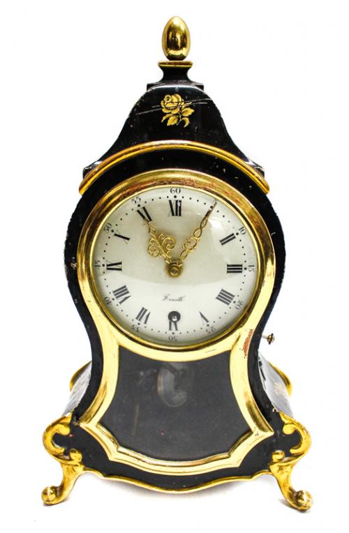RELOJ DE MESA LACADO