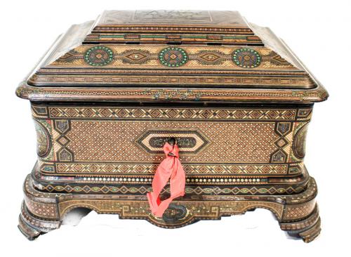  CAJA DE LA PRIMERA MITAD DEL SIGLO XX