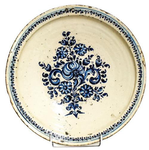 PLATO EN CERÁMICA CATALANA DEL SIGLO XVIII