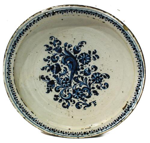 PLATO EN CERÁMICA CATALANA DEL SIGLO XVIII