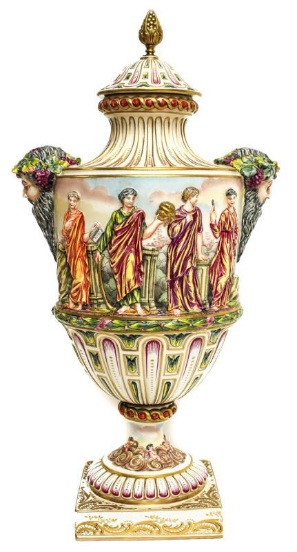 TIBOR EN PORCELANA CAPODIMONTE
