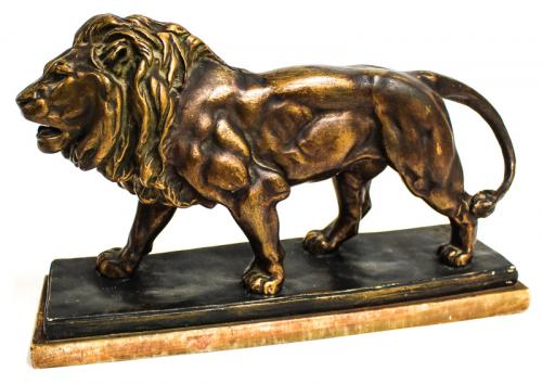 FIGURA EN ESTUCO "LEÓN". PRIMER TERCIO DEL SIGLO XX