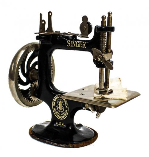 MÁQUINA DE COSER PARA NIÑOS