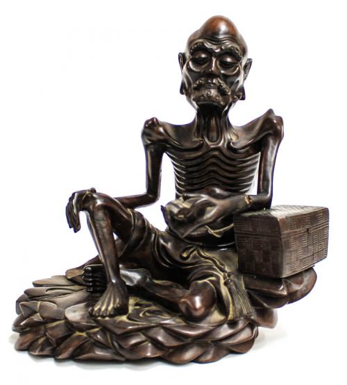 FIGURA ORIENTAL DE MEDIADOS DEL SIGLO XX