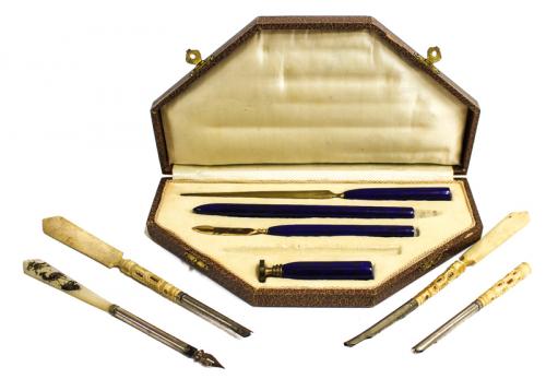 CONJUNTO DE PIEZAS DE ESCRIBANIA