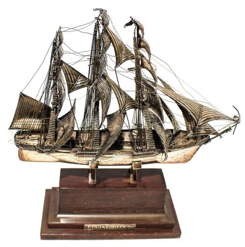 "BARCO VELERO"